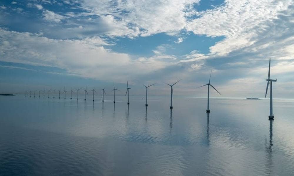 Onshore and offshore wind at war, future is floating and Shell's big energy transition bet